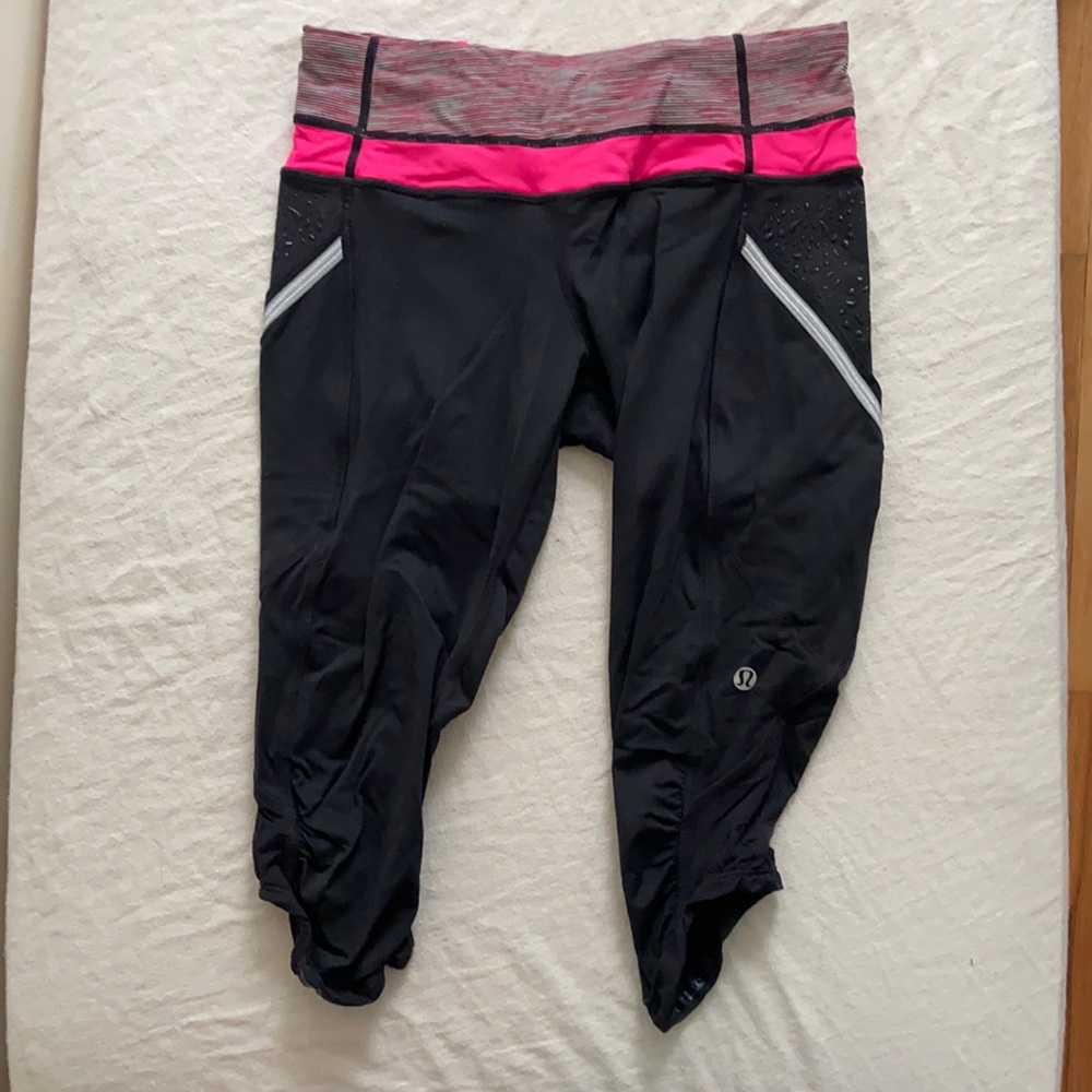 Lululemon crops